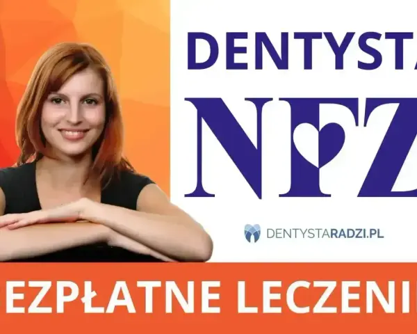 Uśmiechnięta kobieta z rudymi włosami, obok logo "DENTYSTA NFZ". Bezpłatne leczenie, gdy z bólem zęba w nocy.